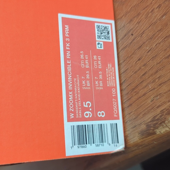 Nike ZOOMX Invincible Run FK, 9.5 Women's - Picture 6 of 9